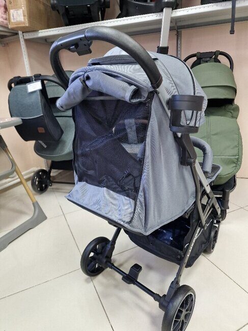 Прогулочная коляска Luxmom V3
