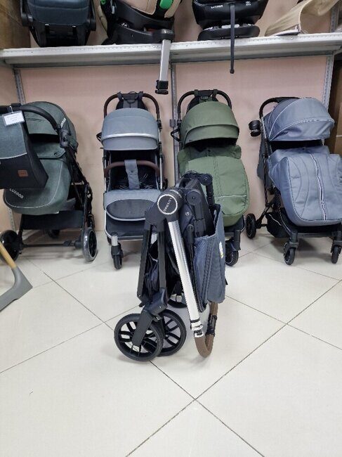 Прогулочная коляска Luxmom B-1